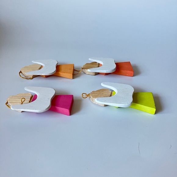 Vintage Christmas Tree Ornaments: Hand Carved Wooden Angels, Set of 4 - Picture 7 of 7